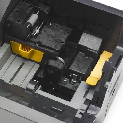 Принтер пластиковых карт Zebra ZXP7 Z72-000C0000EM00